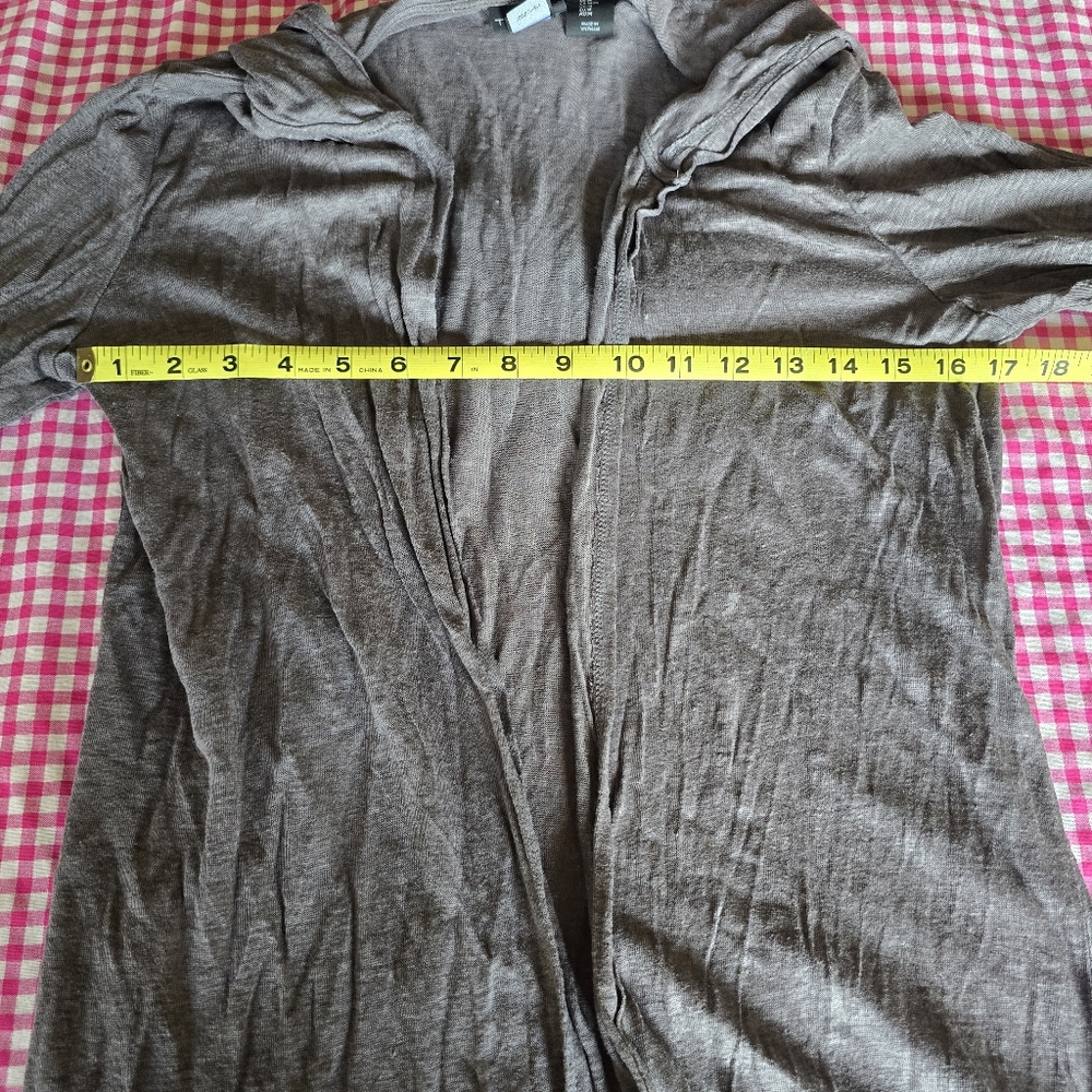 Tahari Cardigan Sz M - Picture 3 of 5